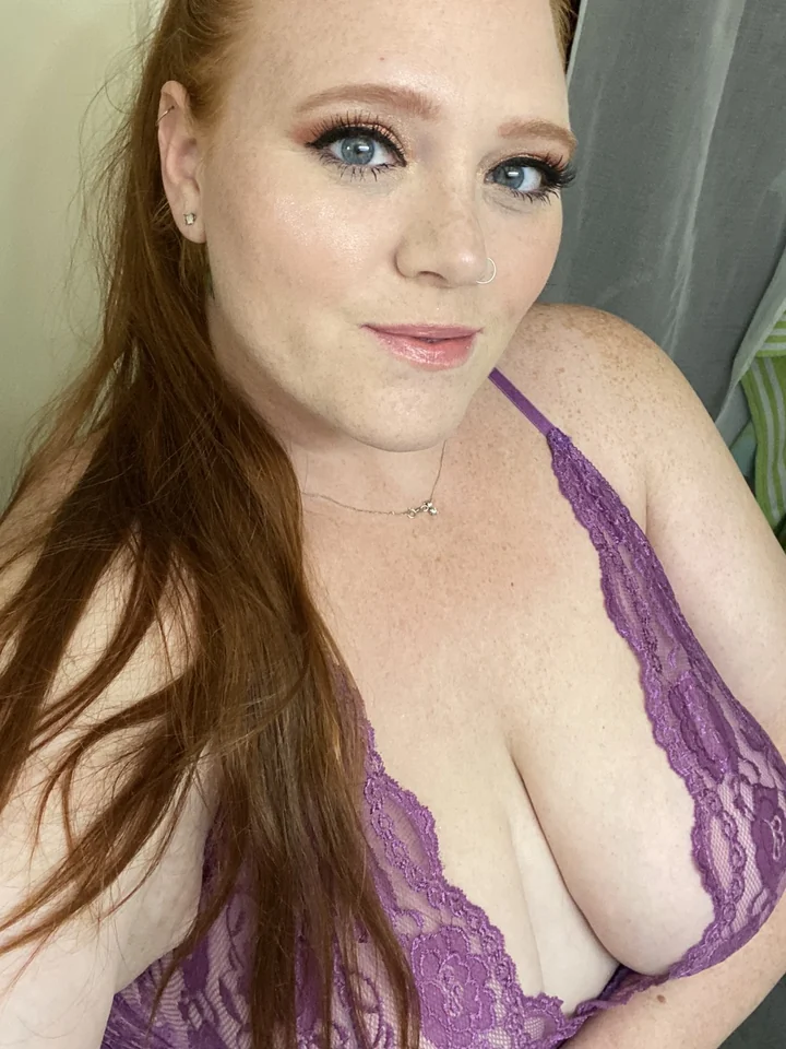 Julie Ginger photo 11